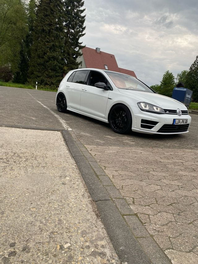 Volkswagen Golf 7R