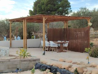 Sombrillas de carri verzo mimbre