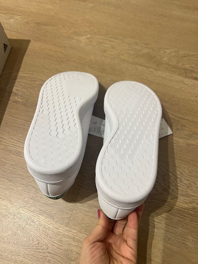 Adidas advantage 41 1/3