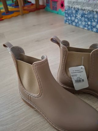 Botines de agua sin estrenar