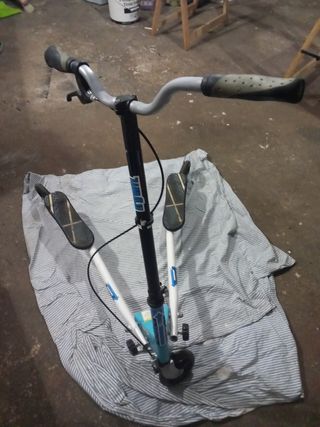 Patinete Trywill en V con freno tres rue