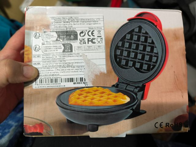 Mini gofrera corazón precintada