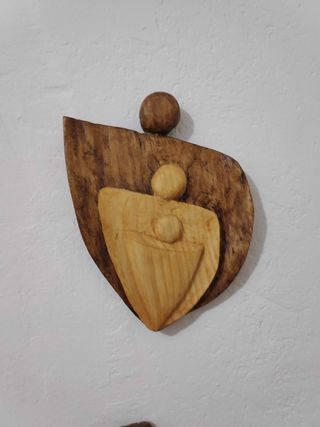 Figuras de madera artesanales