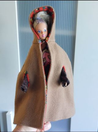 Mantella Barbie fatta a mano 