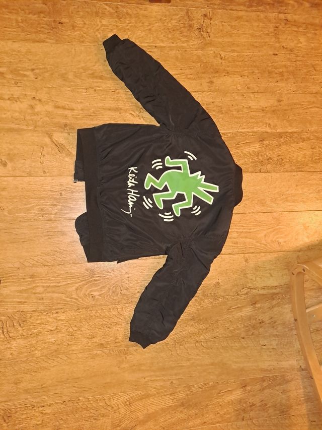 Abrigo T10 Keith Haring