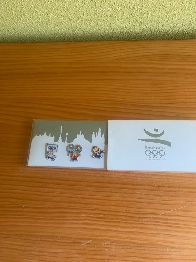 Pins barcelona 92 covi