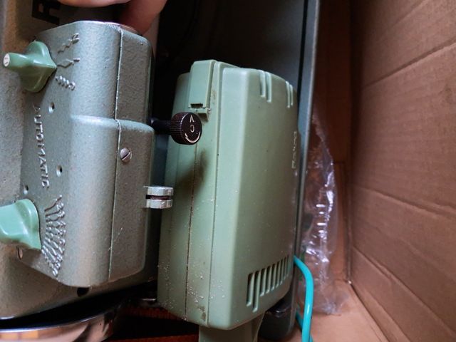 Refrey  transforma 427 maquina de  coser