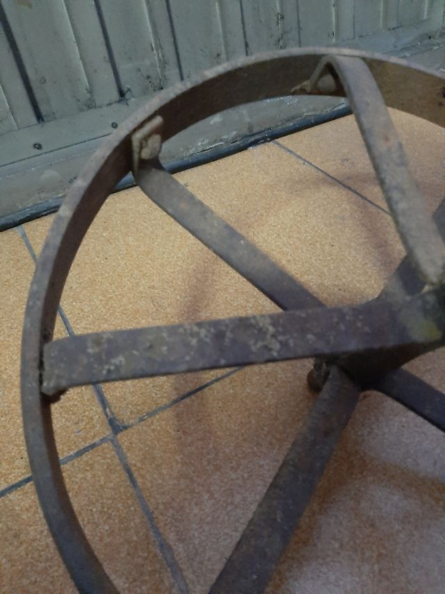 RUOTA IN FERRO ANTICO