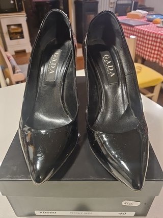 Decolte tacco 12 vernice nera pelle