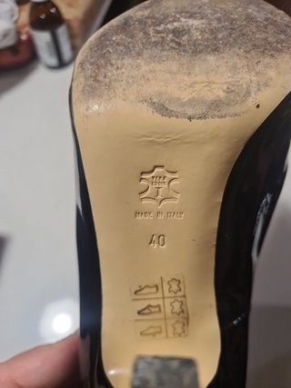 Decolte tacco 12 vernice nera pelle