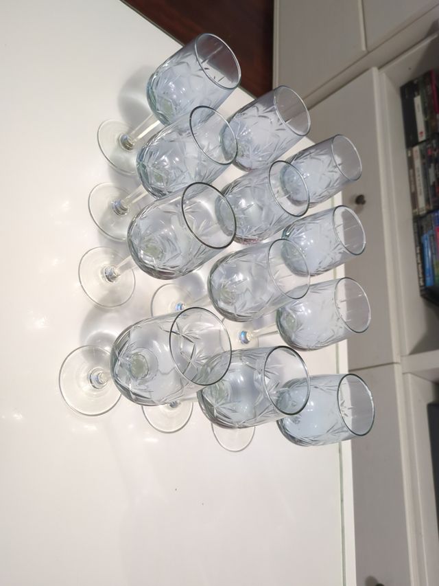 Juego de copas de vino dulce