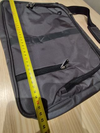 Maletín portátil Gabol hasta 15,6" en buen estado