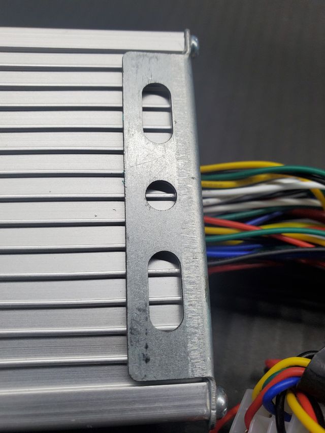 Controlador de motor sin escobillas sinusoidal