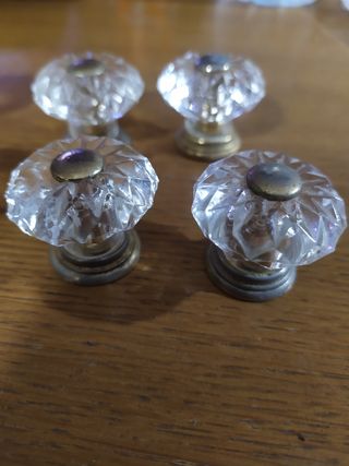 Pomo tirador para muebles