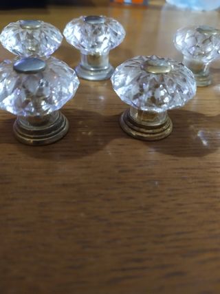 Pomo tirador para muebles
