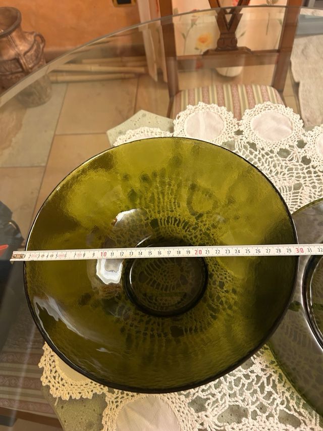 Insalatiera con piatto