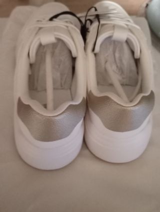 Zapatillas running Zara 