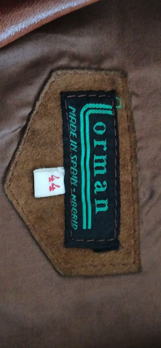 Cazadora de ante moda Española