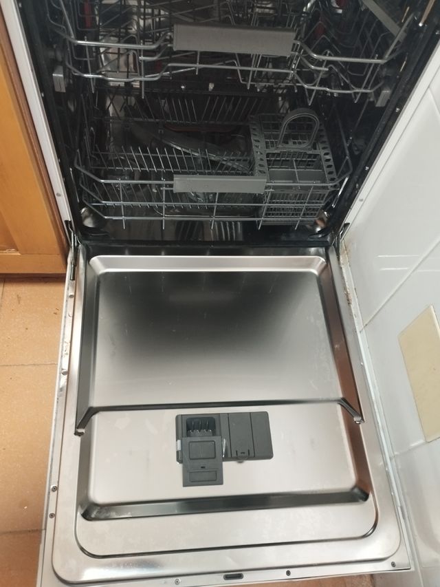 Bandejas y cubertero  Whirlpool