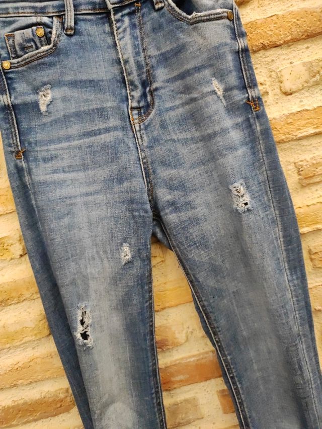 Vaquero pitillo Stradivarius