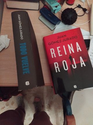 Todo vuelve. universo reina roja