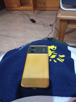 Telefono cellulare Xiaomi Poco M5 4 GB + RAM virtuale, 64 GB