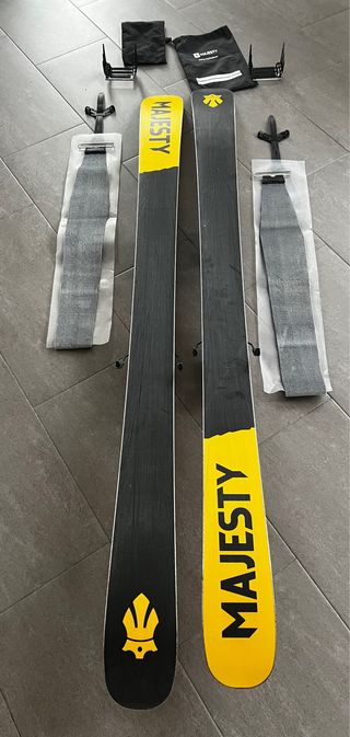 Ski / Esquí MAJESTY DIRTY BEAR XL 180