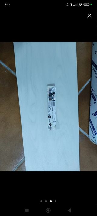 Caja suelo vinilico no adhesivo 