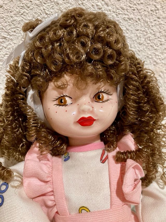 Muñeca antigua porcelana NUEVA!
