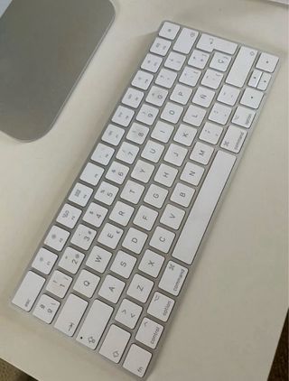iMac 21.4” pantalla retina 4k
