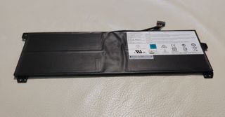 Batería portátil MSI BTY M48