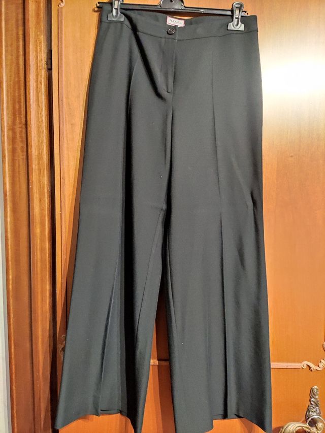 Completo con pantalone Max.Co