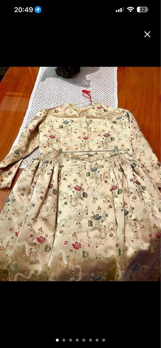 Traje fallera niña 6 o 7 años con o sin manteletas