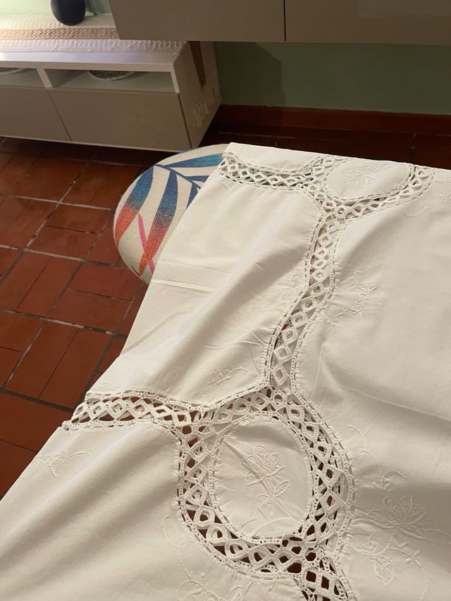 Tovaglia cotone ricamata