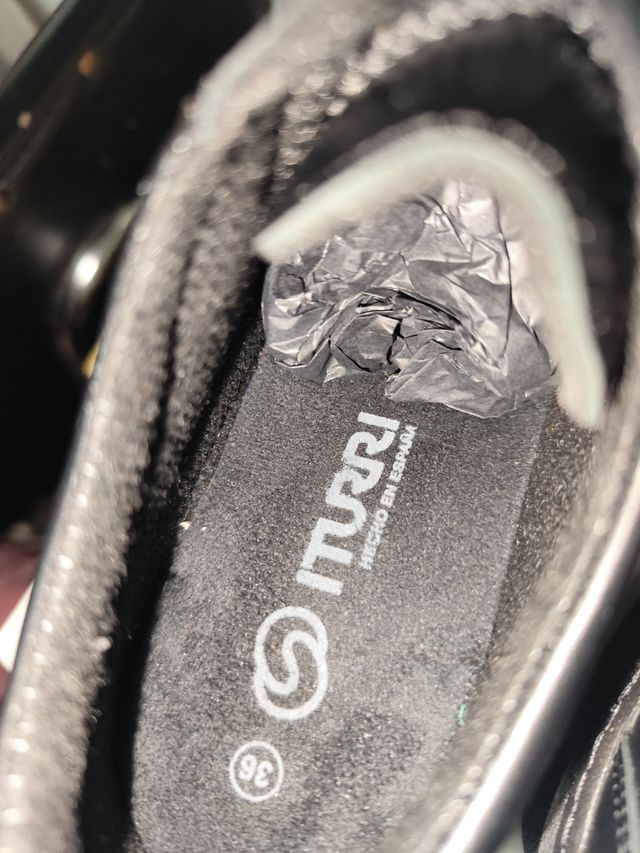 Zapatos Iturri negros junior