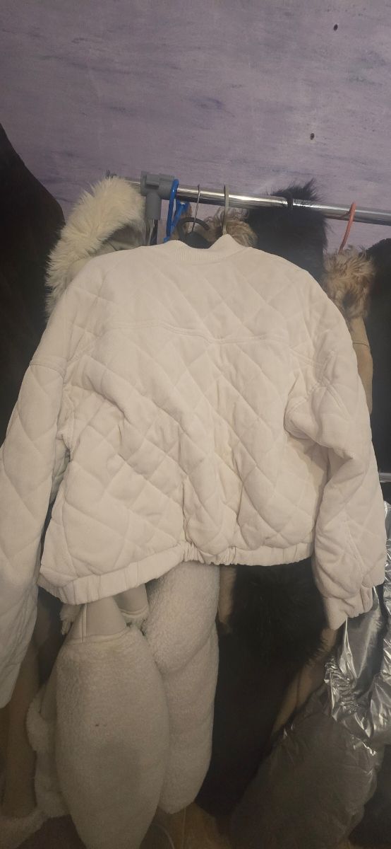Chaqueta blanca bomber
