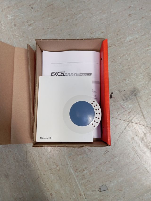 Módulo pared T7460A 1001