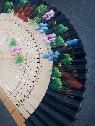 Abanico Madera pintado a mano 