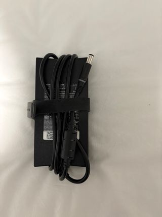 Cargador o cable de corriente Dell/Alienware 