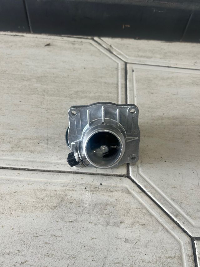 Bomba Agua Termostato BMW E34 E38