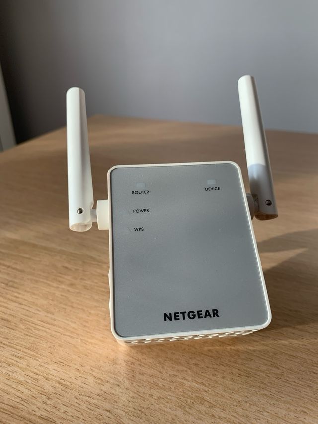 Netgear EX3700 WiFi Range Extender