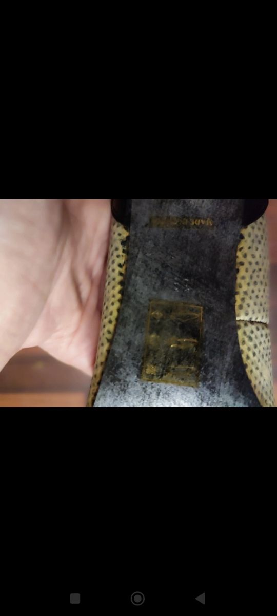 Zapatos tacón cuadros negros y blancos