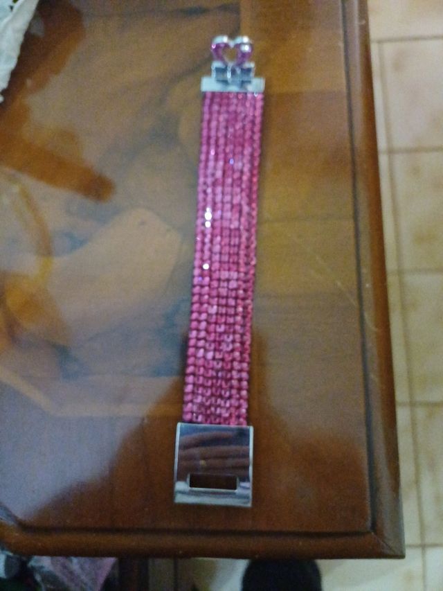 Bracciale in acciaio e cristalli