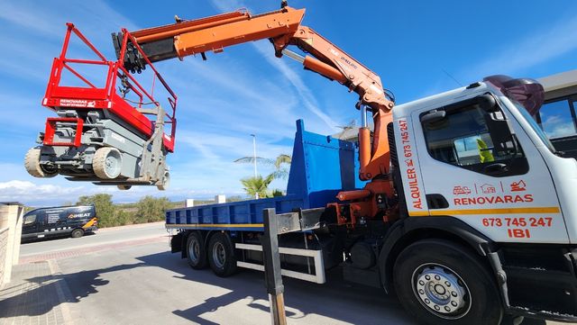 Portes pesados en camion con grua 12T en Ibi
