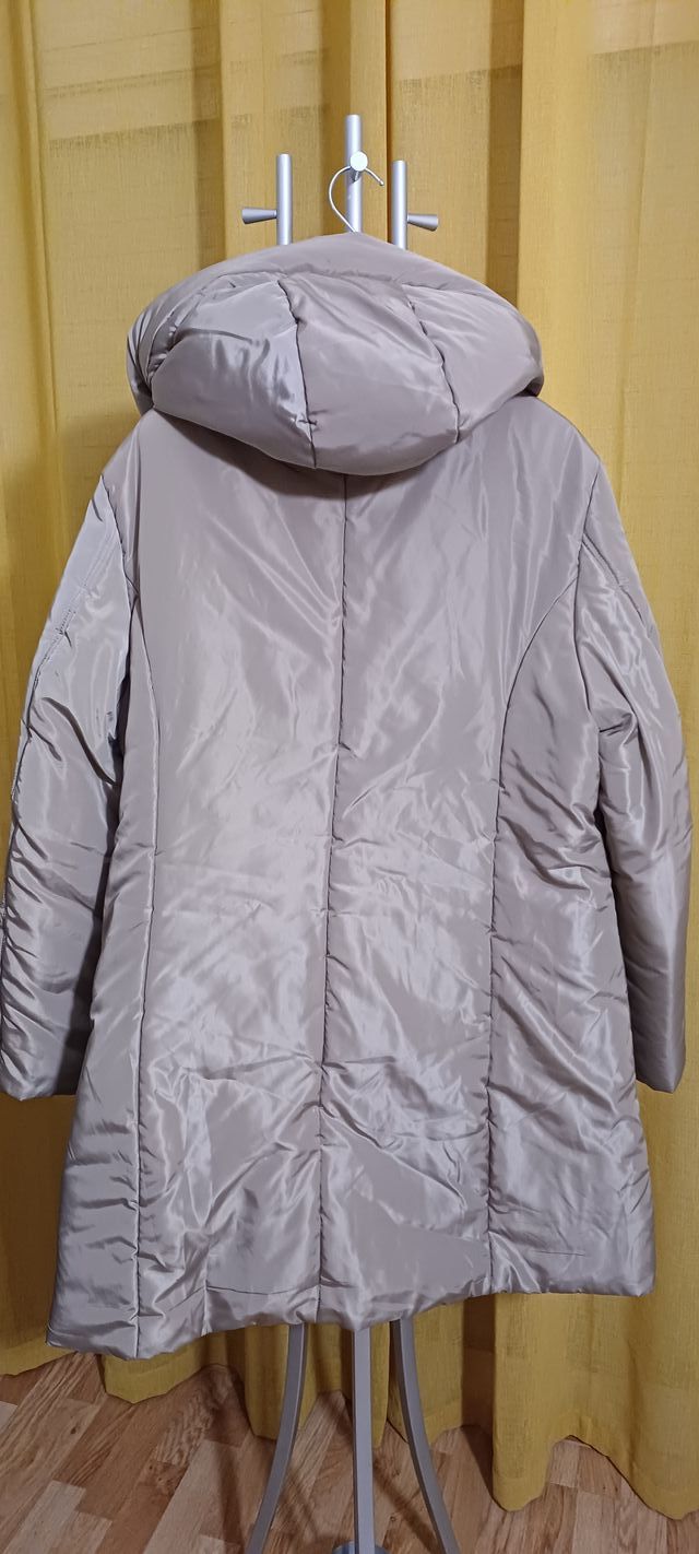 Anorak mujer color taupe