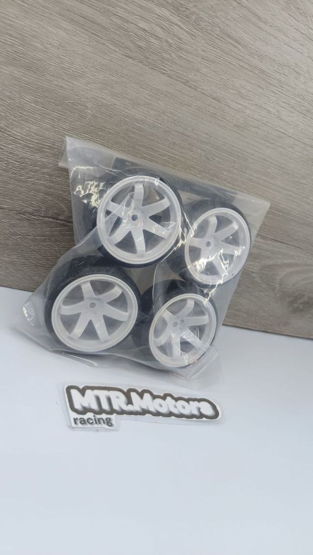 ✅ Llantas RC 1/10 blanca con neumaticos para drift