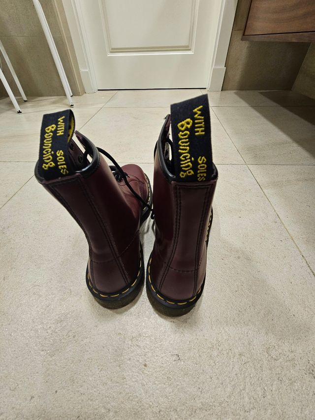 Botas Hombre Dr Martens Cereza