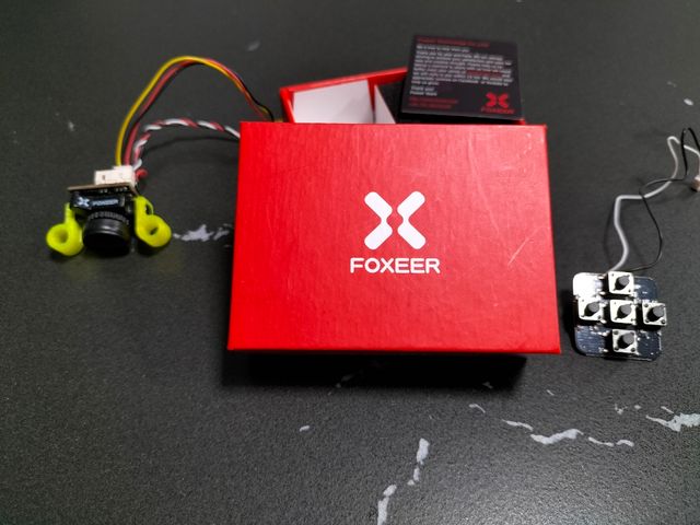 Cámara Foxeer Razer Micro 1200 TVL
