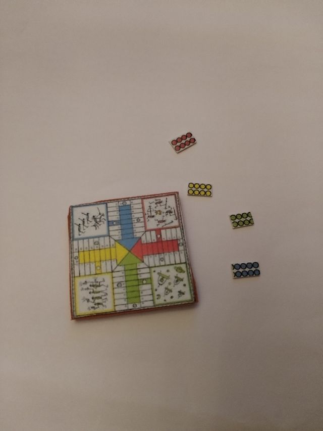 Parchís casa de muñecas