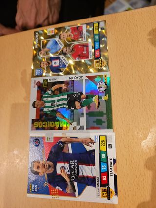 Cartas adrenalyn 22-23 y fifa 365